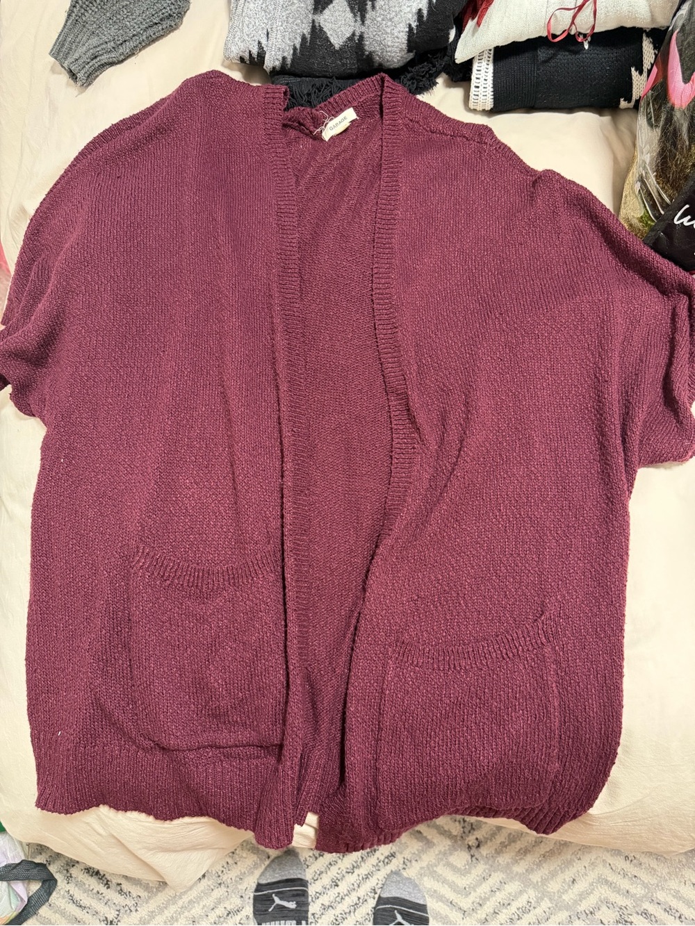 Sweaters - Picture 4 of 8